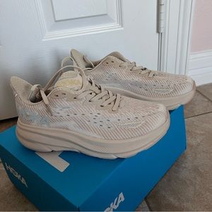 Hoka Clifton 9 Eggnog Beige Ivory Women
